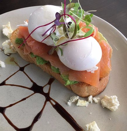 Dockside Cafe - Click Find 0