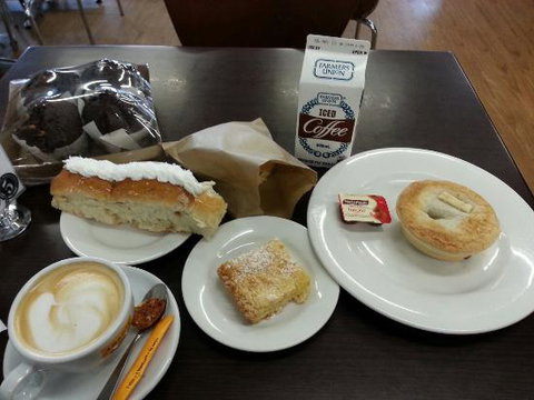 Five Loaves Bakery - Bet 4u 0