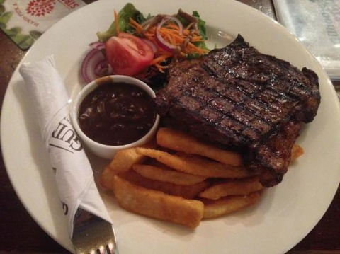 Gilhooley's Irish Bar And Restaurant - Click Find 0