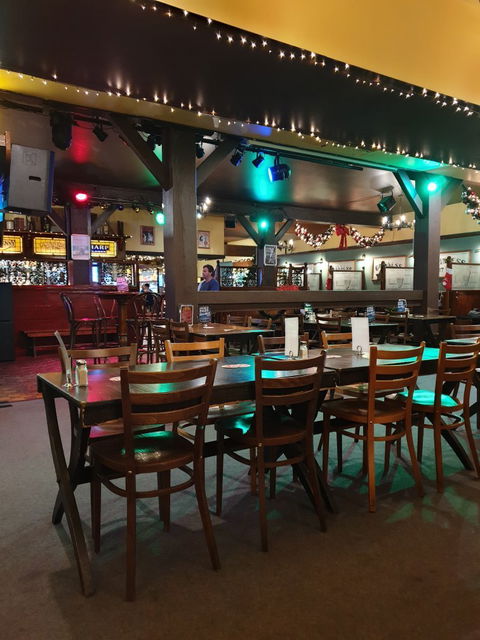 Gilhooley's Irish Bar And Restaurant - Click Find 1