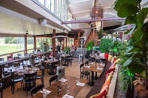 Hundred Acre Bar - Click Find 0