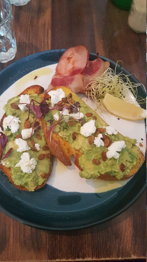 Hyde Away Cafe - Click Find 1