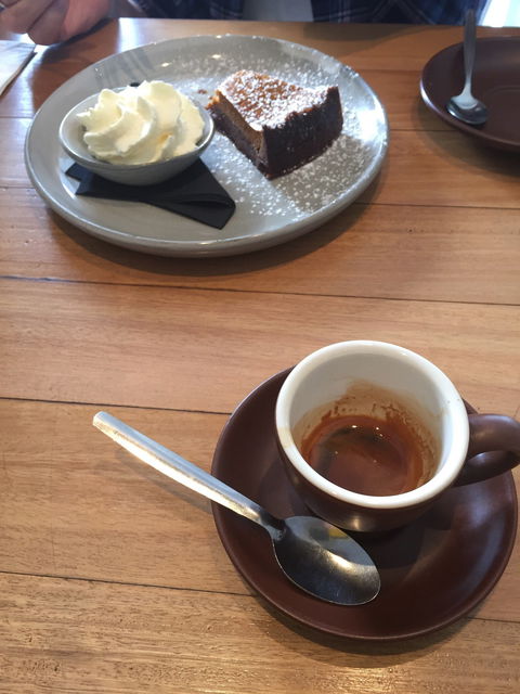 Hyde Away Cafe - Click Find 6