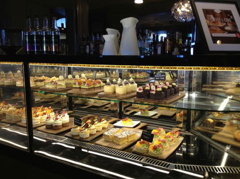 Kitchen At Treasury - Click Find 0