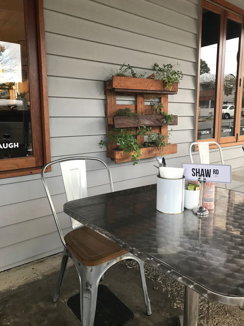 Let Minnow Cafe - Click Find 4