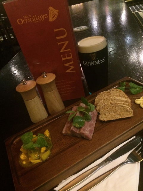 Mick O'Malleys Irish Pub - Click Find 5