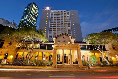 Moo Moo The Wine Bar + Grill - Click Find 0