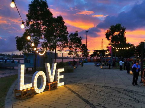 Northshore Harbour Cafe - Click Find 0