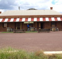Prairie Hotel - Click Find