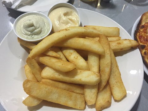 Sambo's Woodfired Restaurant - Click Find 0