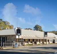 Sevenhill Hotel - Click Find