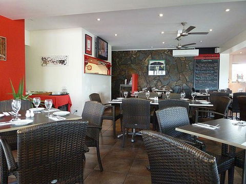 Spizzico Cafe Restaurant - Click Find 0