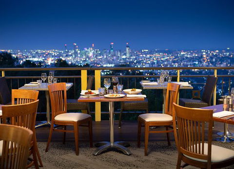Summit Restaurant & Bar - Click Find 0