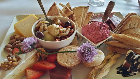 The Winehouse - Lawyer Find 0