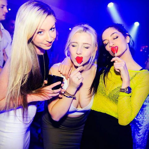 Love Nightlife - Bet 4u 3