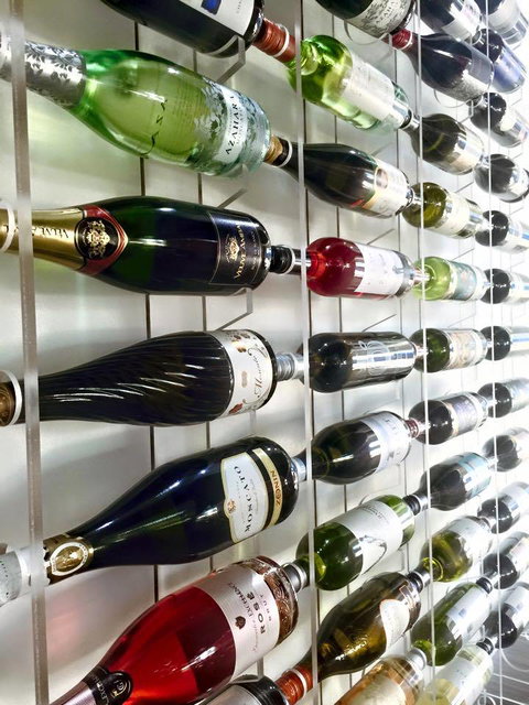 2 Quench Cafe & Cocktail - Click Find 4
