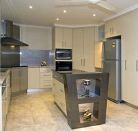 Australian Prestige Cabinet Company - Click Find