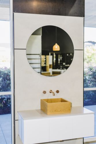 Accent Bath - Click Find 4