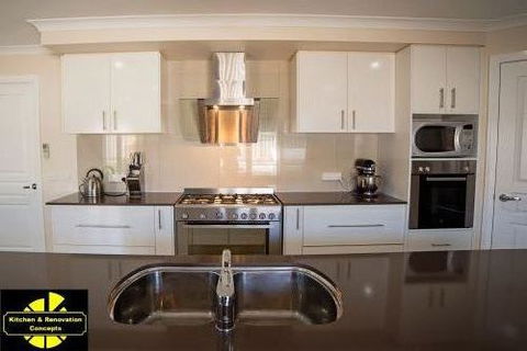 Kitchen & Renovation Concepts - Lavinia 4