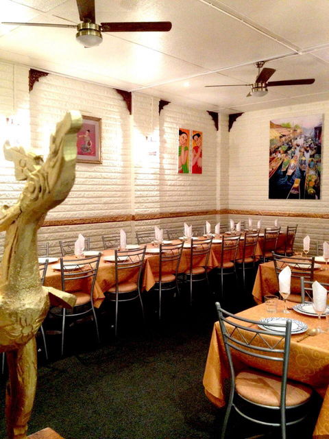 Northern Thai Restaurant - Click Find 5