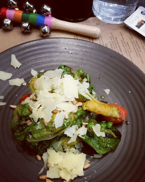 Pando Cafe - Click Find 1