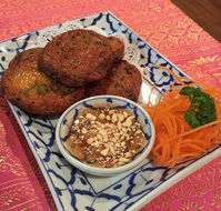 Ruk-Thai Restaurant - Click Find