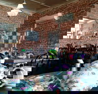 Stefani's on Latrobe - Click Find