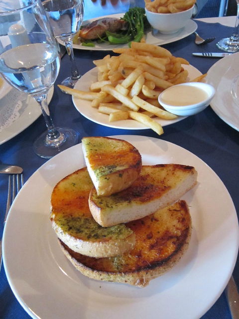George's Paragon Seafood Restaurant - Click Find 1