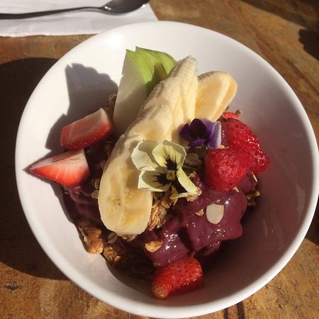 Goji Granola Bar And Cafe - Bet 4u 0