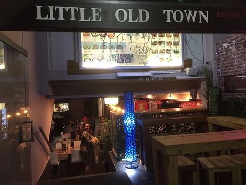 Little Old Town - Bridge Guide 0