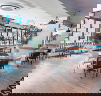 Melba's On The Park - Click Find