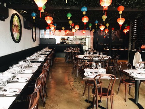 Mr Hizola's - Bridge Guide 0