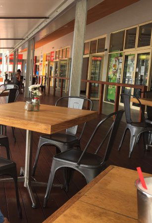 Pagliacci Italian Restaurant - Click Find 0