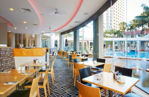 Relish Grill & Bar - Click Find 0