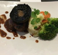 Seren8 Restaurant  Bar - Click Find