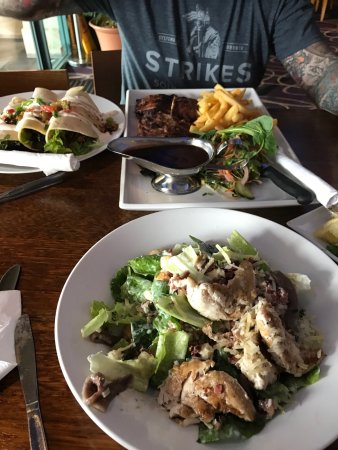 The Grand Hotel - Click Find 0