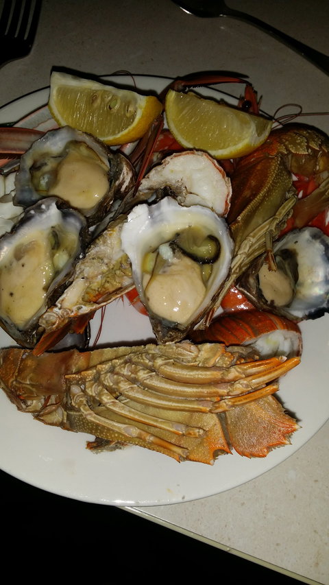 Waves Buffet Restaurant - Bet 4u 4