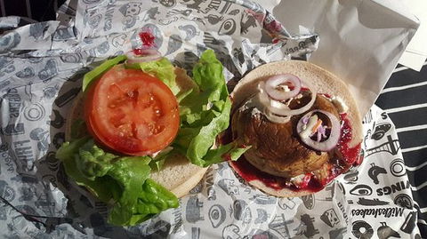 Burger Urge Crestwood - Click Find 0