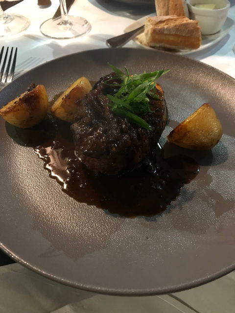 C'est Bon Restaurant Francais - Bet 4u 6