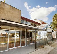 Commercial Hotel - Click Find