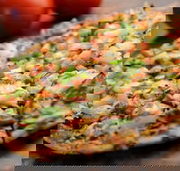 Maries Pizza Helensvale - Bet 4u