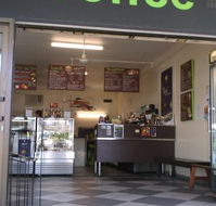 Tiny's Juice Bar Cafe