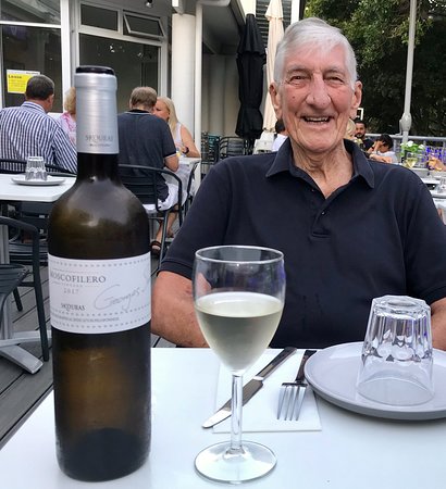 Apollonio Greek Restaurant - Bridge Guide 0