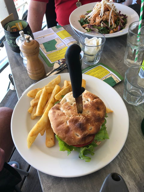 Cafe VinCino - Click Find 2
