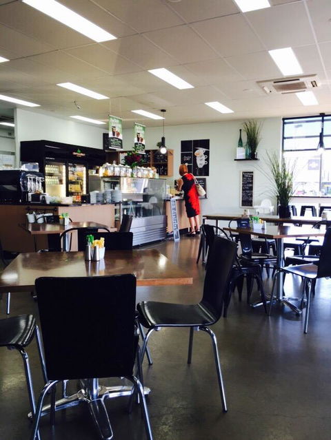 Clint Bradley's Cafe` - Lawyer Find 4