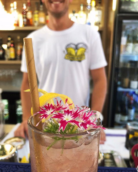 Hop & Vine Restaurant Bar - Bridge Guide 4