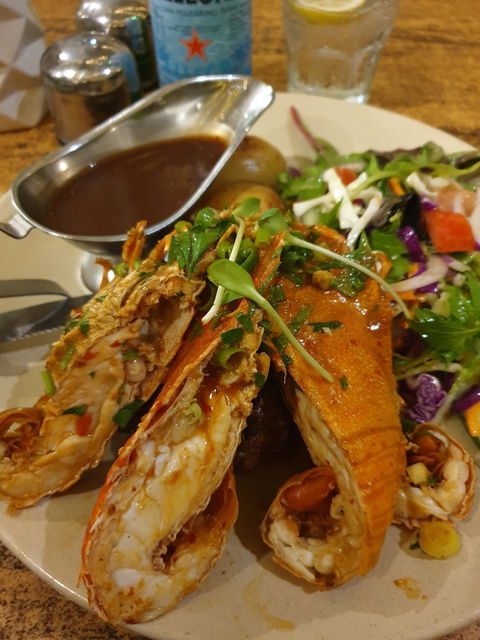 Maisie's Seafood And Steakhouse - Click Find 6