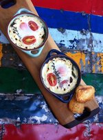 Urth Cafe Bar - Bet 4u 4