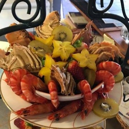 Macleay Island Hotel (Pub Paradise) - Click Find 0
