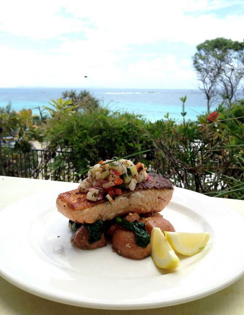 Manta Ray Bistro At Stradbroke Island Beach Hotel - Bet 4u 4